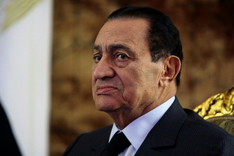Egypt court revives charges against Mubarak